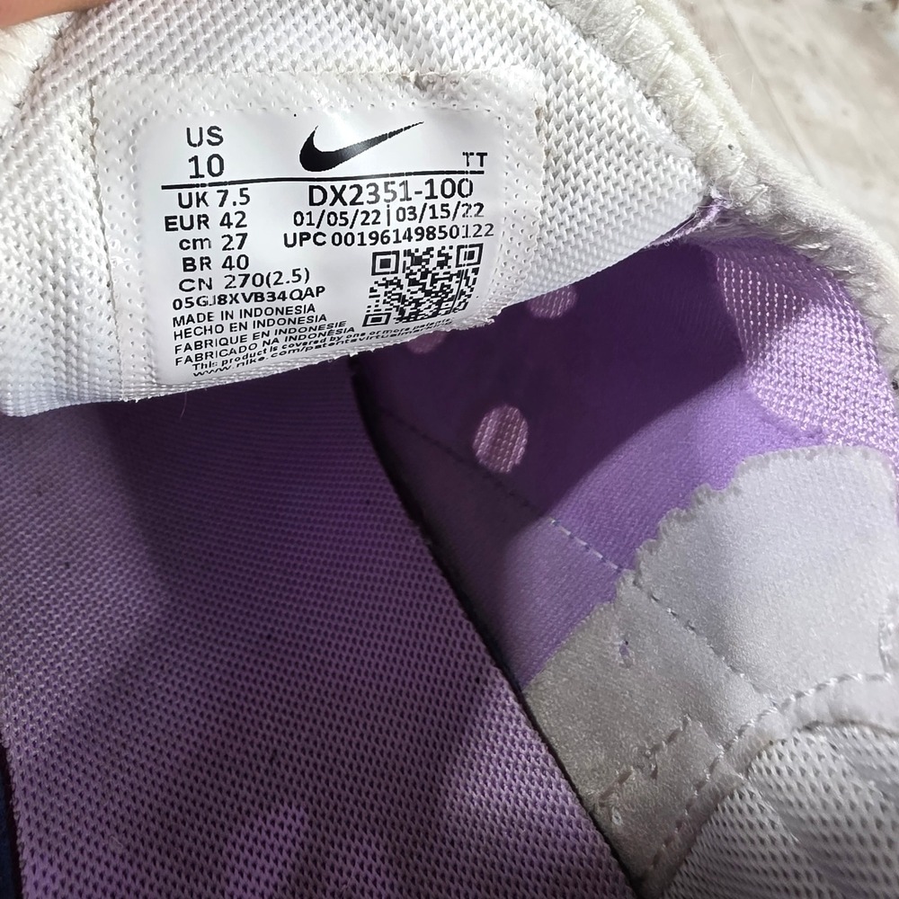 Nike Air Max 270 Womens 10 White University Blue Psychic Purple DX2351-100 - Picture 8 of 8